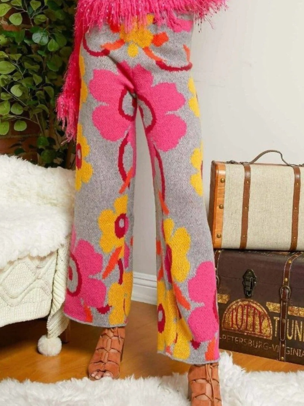 DAVI & DANI Pink and Yellow Floral Knit Wide-Leg Pants